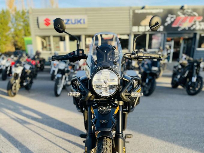 ROYAL ENFIELD HIMALAYAN 452 TUBLESS 4