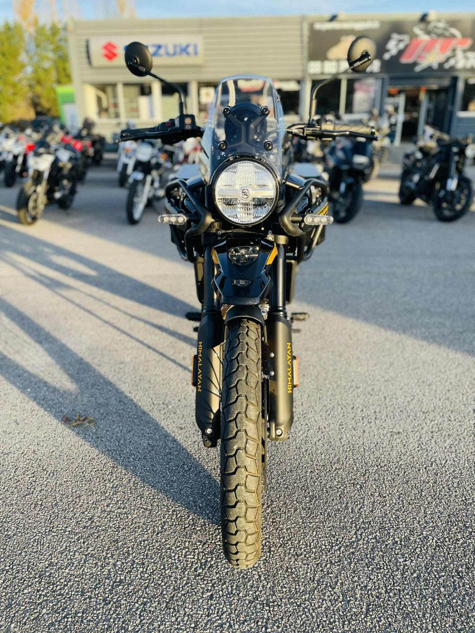 ROYAL ENFIELD HIMALAYAN 452 TUBLESS 4