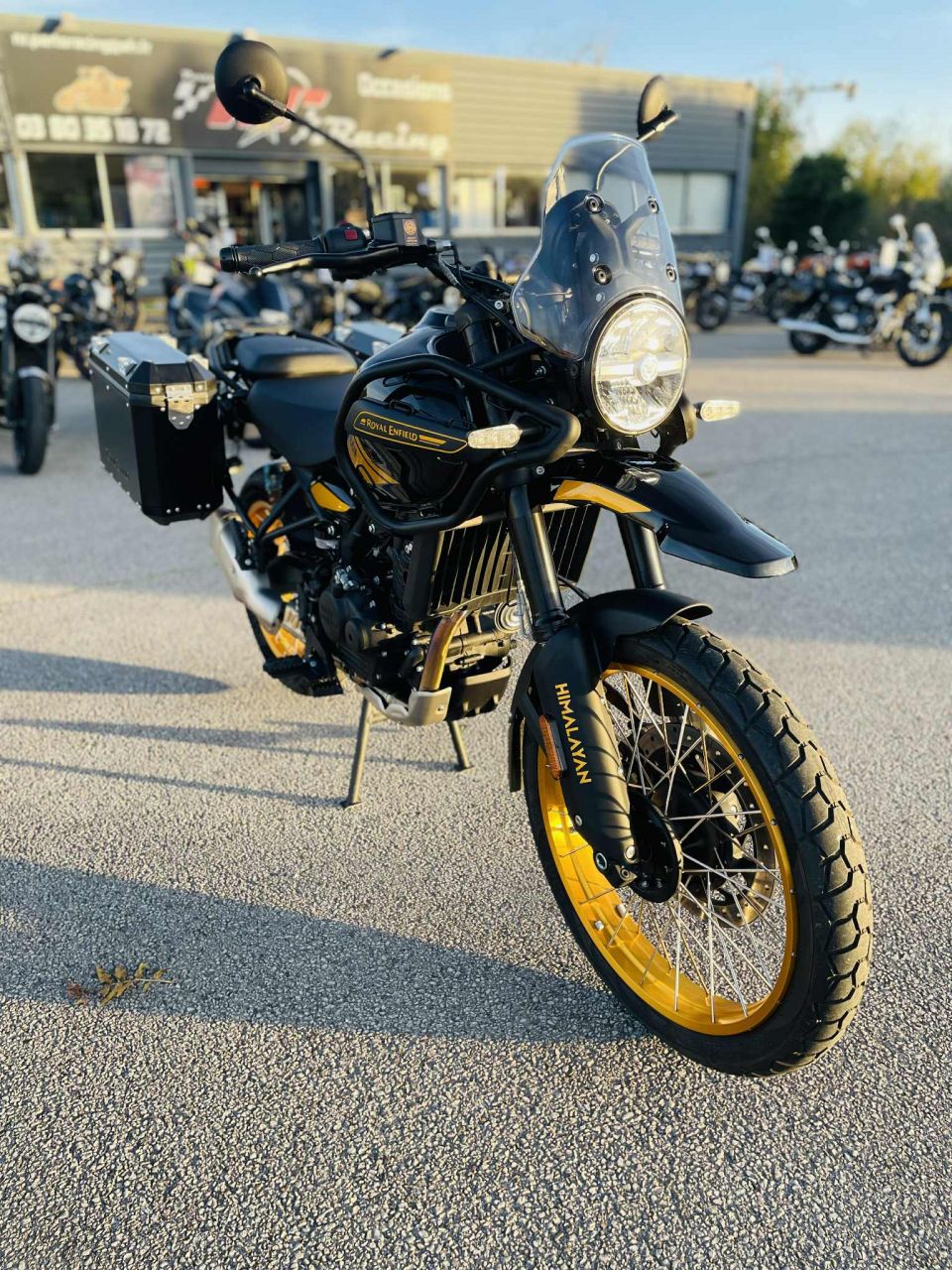 ROYAL ENFIELD HIMALAYAN 452 TUBLESS 4