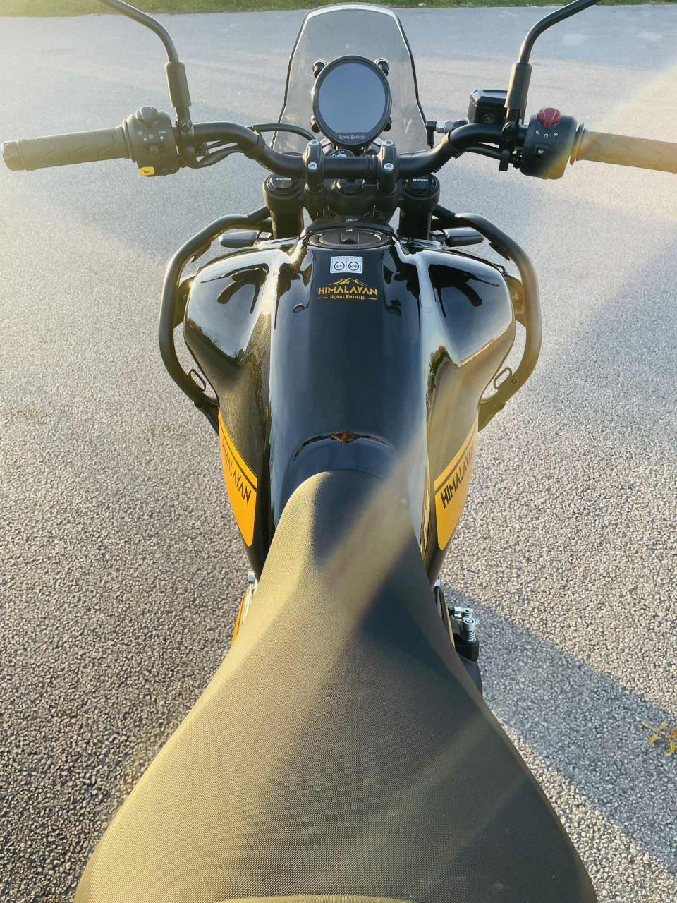 ROYAL ENFIELD HIMALAYAN 452 TUBLESS 4