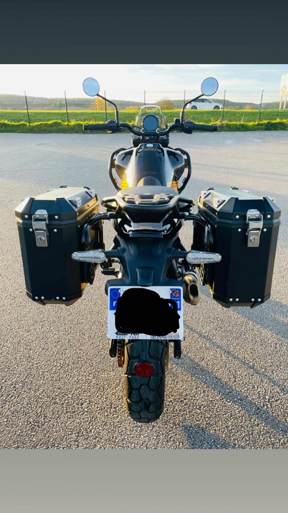 ROYAL ENFIELD HIMALAYAN 452 TUBLESS 4