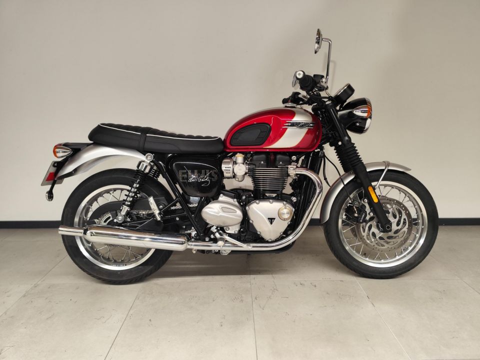 TRIUMPH BONNEVILLE T120 4