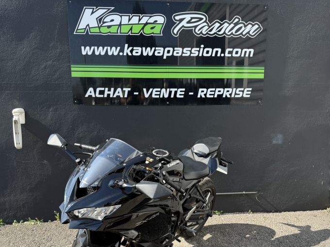 KAWASAKI Ninja ZX-4R 4