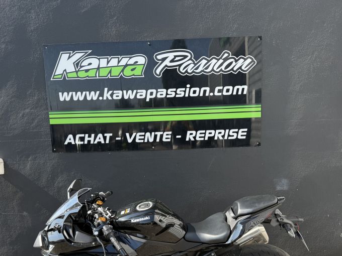 KAWASAKI Ninja ZX-4R 4