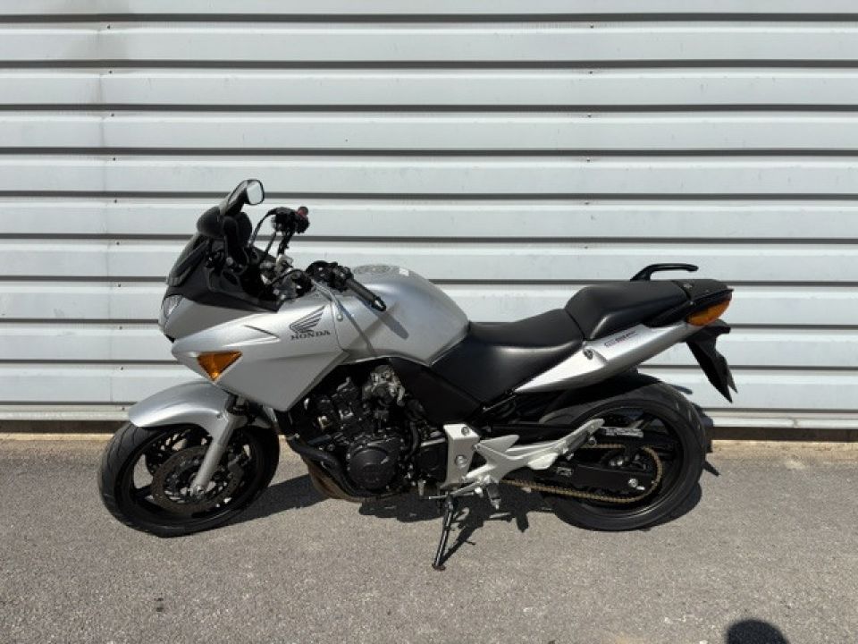 HONDA CBF 600 S 4