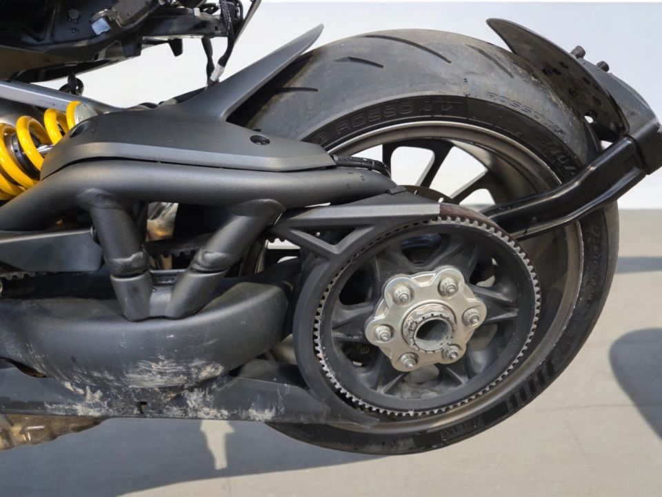 DUCATI X Diavel 4