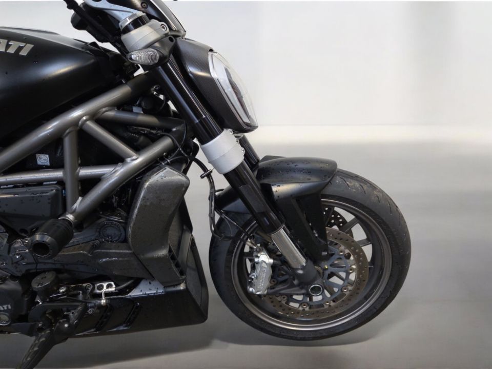 DUCATI X Diavel 4