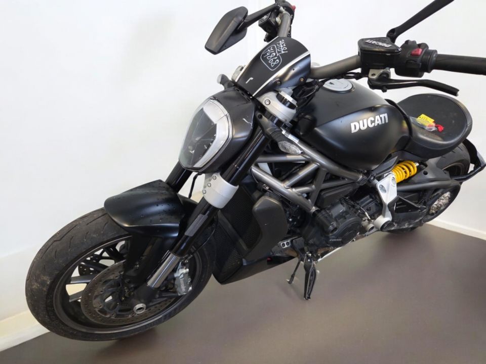 DUCATI X Diavel 4