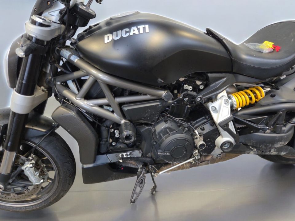 DUCATI X Diavel 4