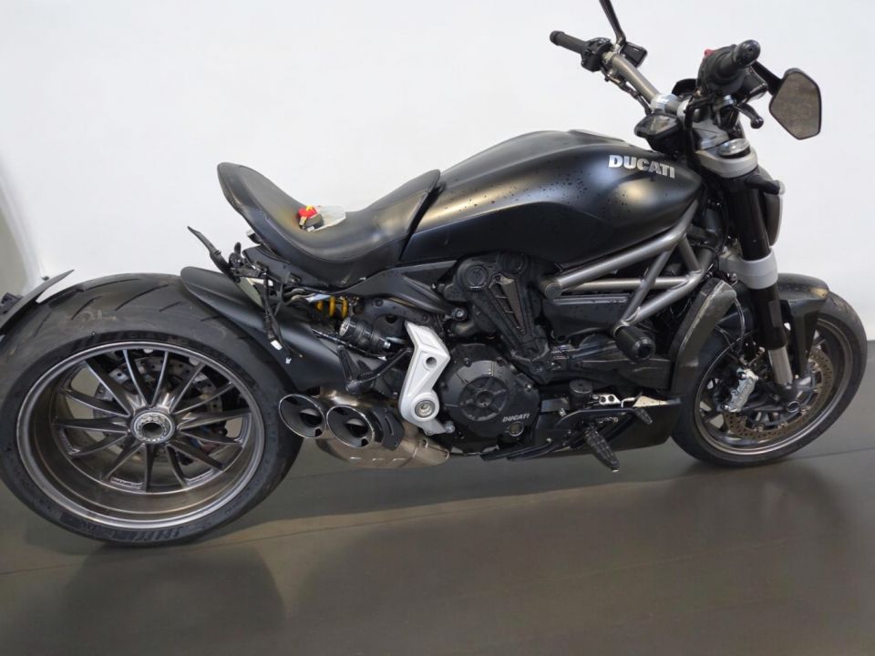 DUCATI X Diavel 4