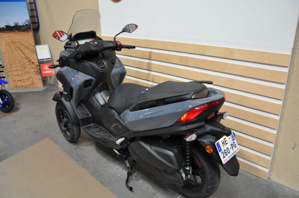 YAMAHA TRICITY 300 4