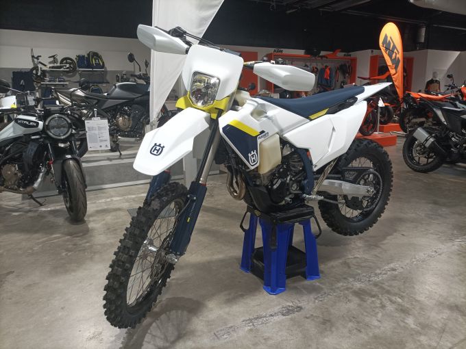 HUSQVARNA FE 250 4
