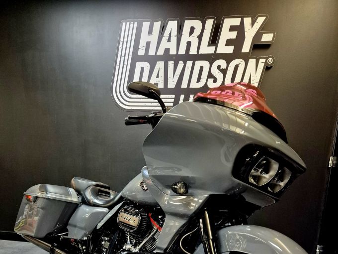 HARLEY-DAVIDSON TOURING ROAD GLIDE 1923 CVO 4