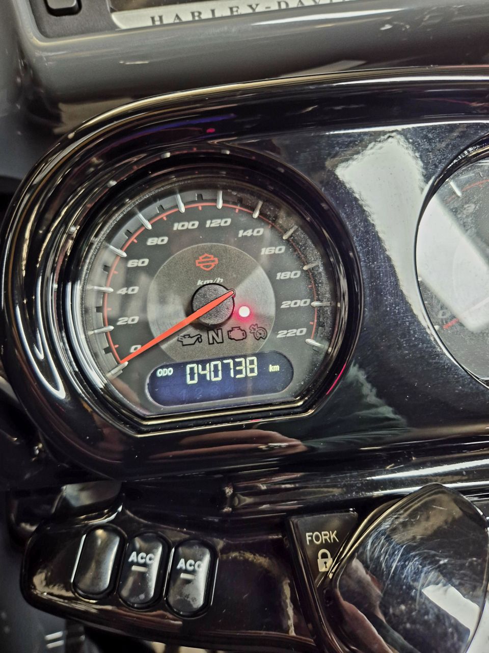 HARLEY-DAVIDSON TOURING ROAD GLIDE 1923 CVO 4