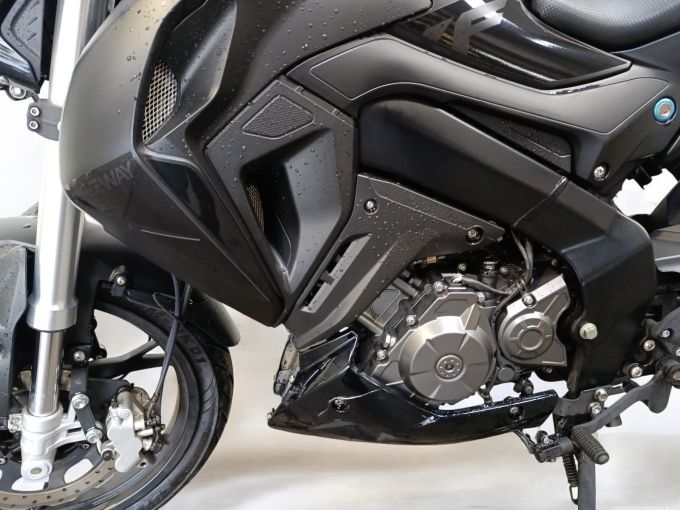KEEWAY RK 125 4