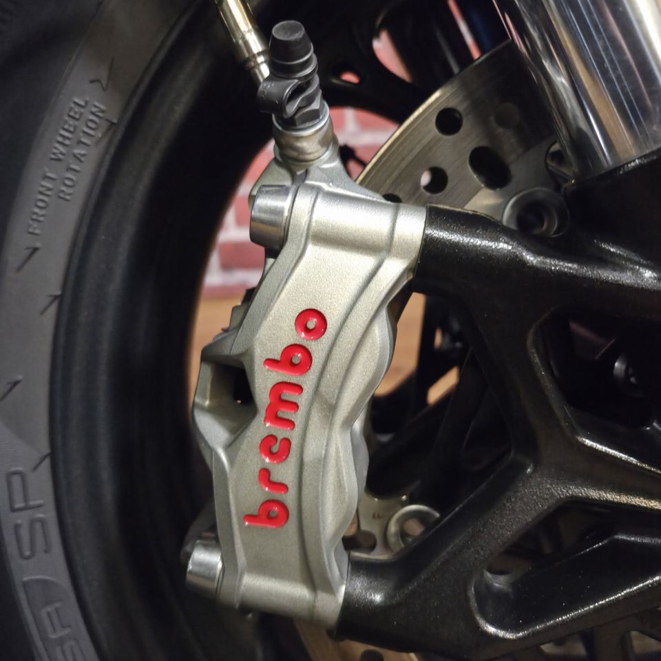 TRIUMPH STREET TRIPLE 765 RS 4