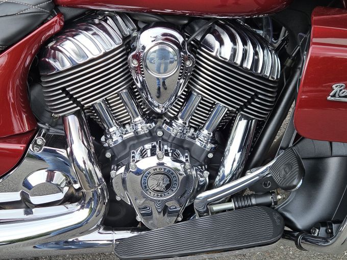 INDIAN ROADMASTER 1800 4
