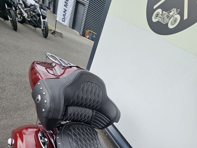 INDIAN ROADMASTER 1800 4