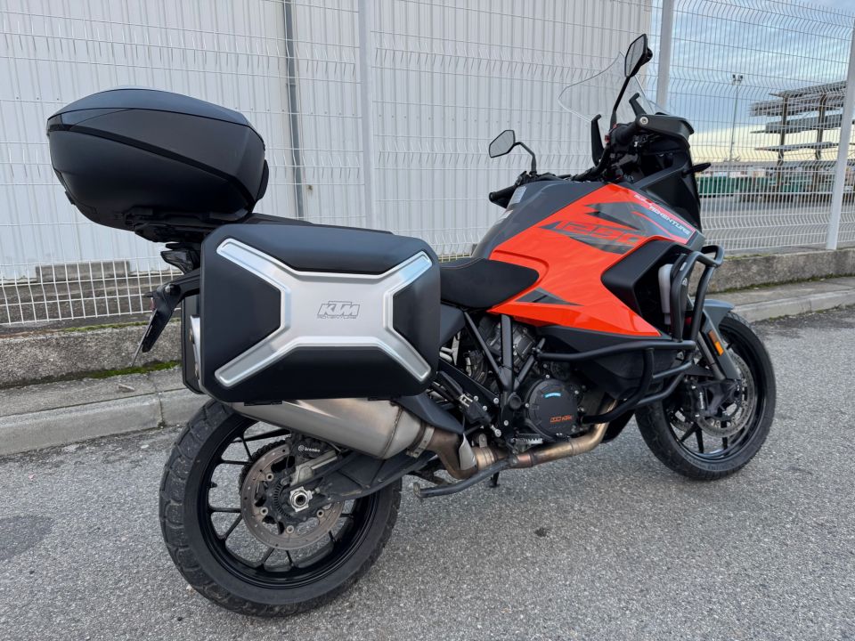 KTM 1290 SUPER ADVENTURE S 4
