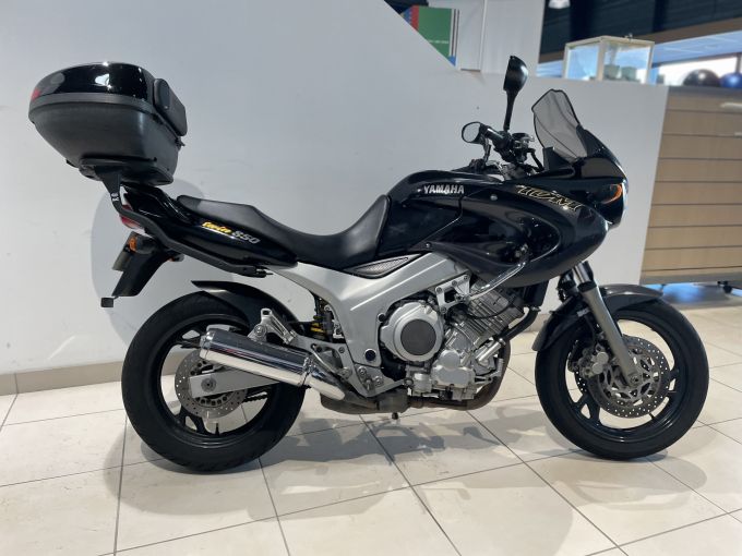 YAMAHA TDM 4