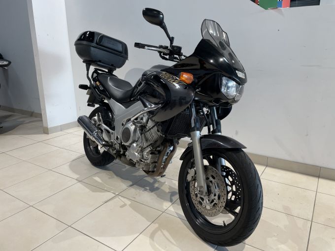 YAMAHA TDM 4