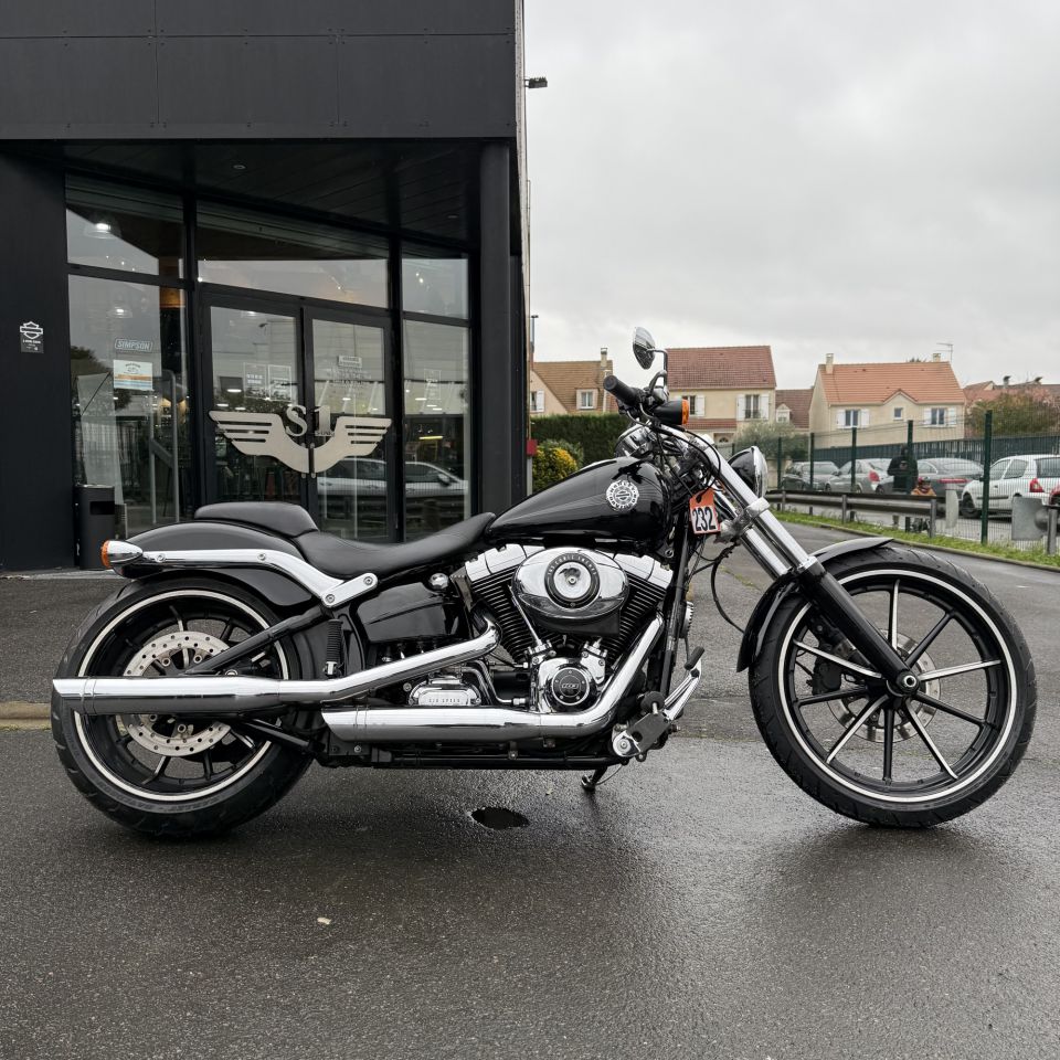 HARLEY-DAVIDSON SOFTAIL BREAKOUT 1690 4