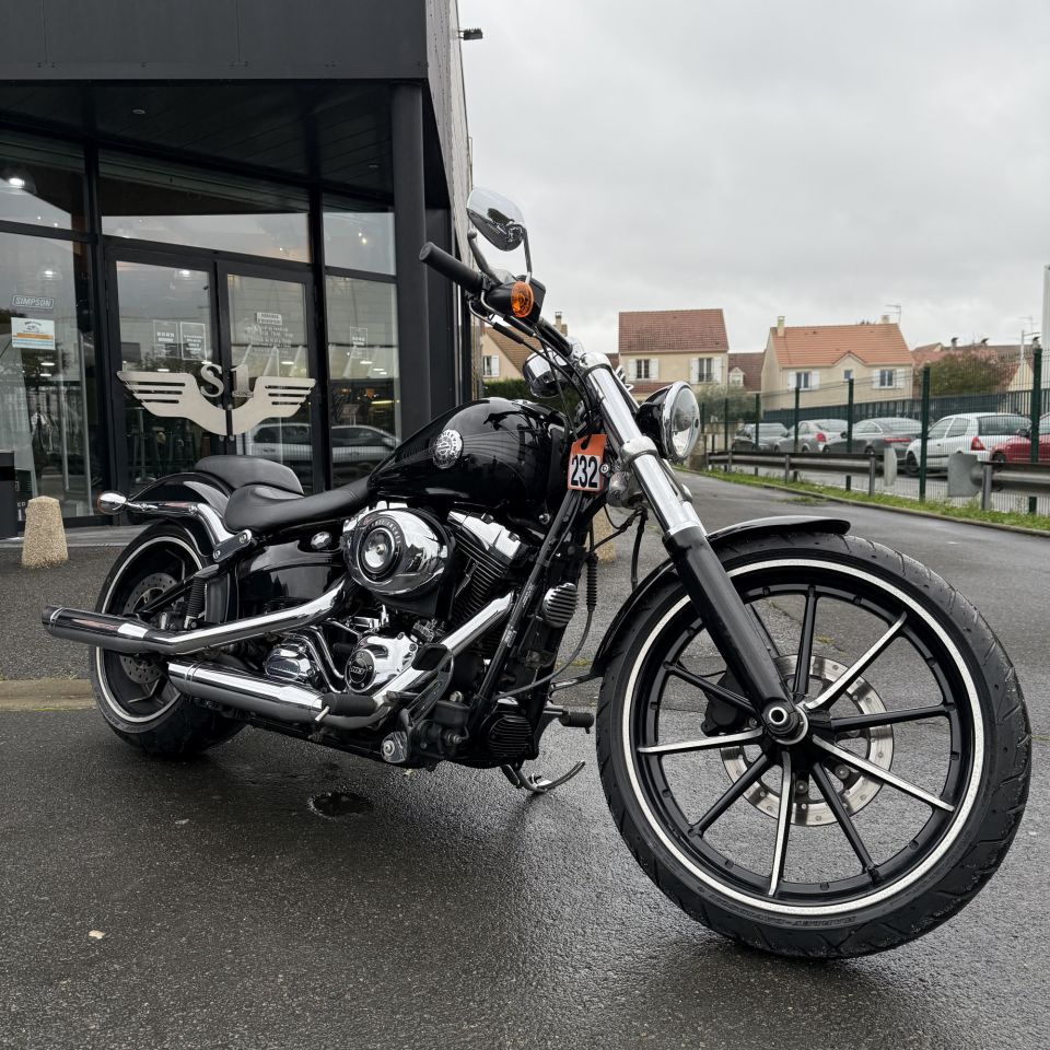 HARLEY-DAVIDSON SOFTAIL BREAKOUT 1690 4