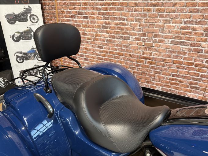 HARLEY-DAVIDSON TRIKE FREEWHEELER 1868 4