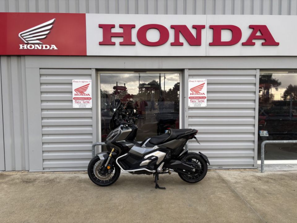 HONDA ADV750 4