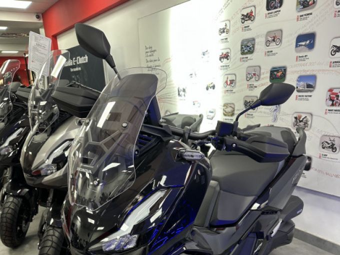 HONDA ADV 350 4