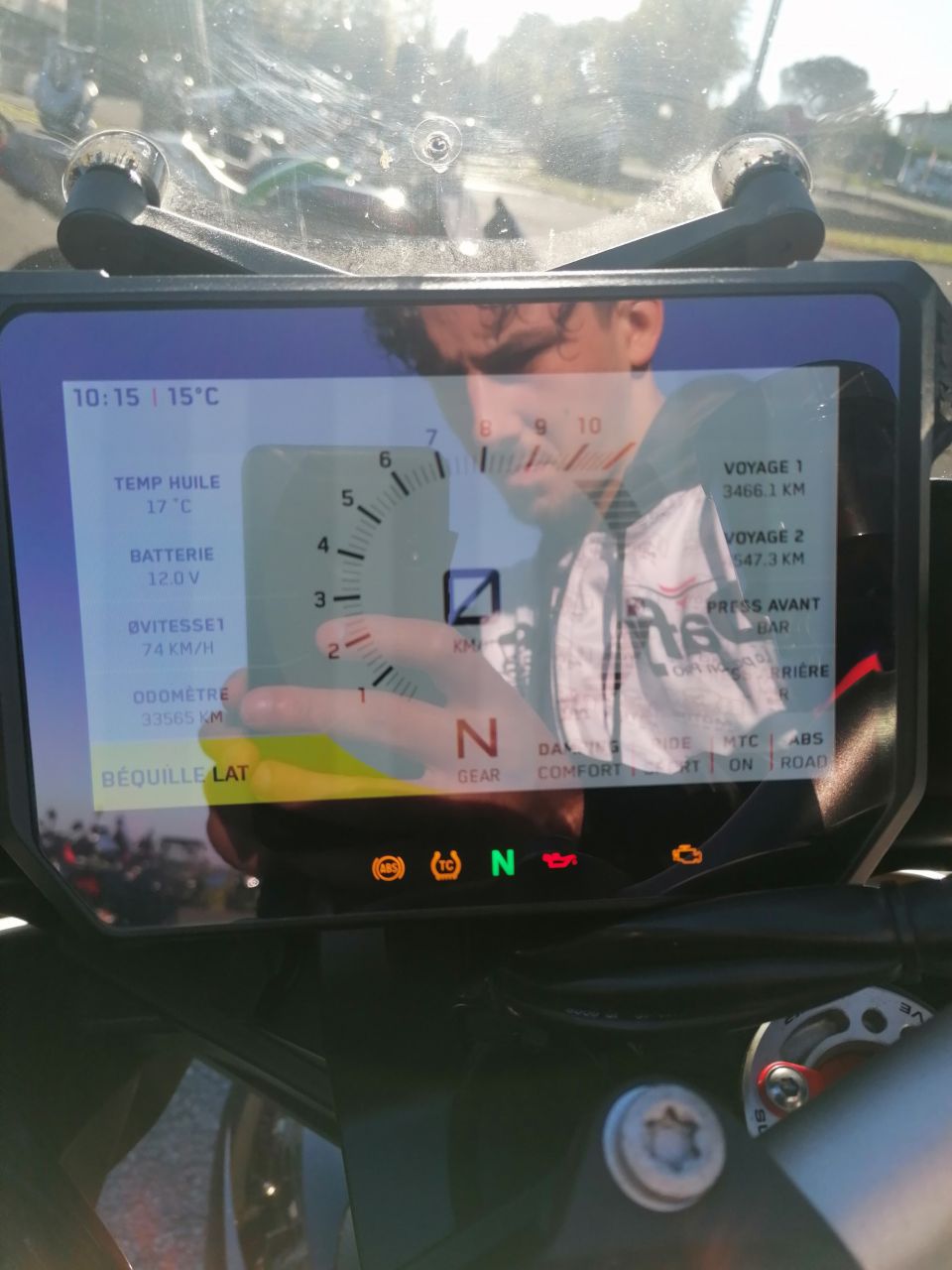 KTM 1290 SUPER DUKE GT 4