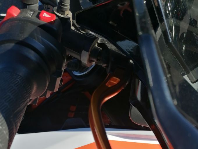 KTM 1290 SUPER DUKE GT 4