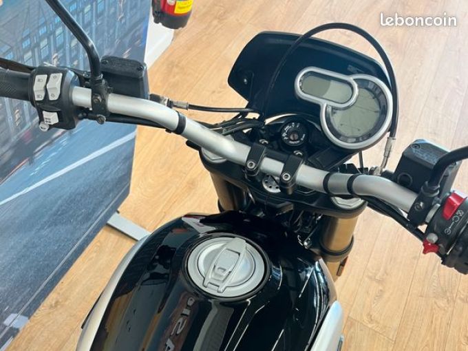 DUCATI SCRAMBLER 4