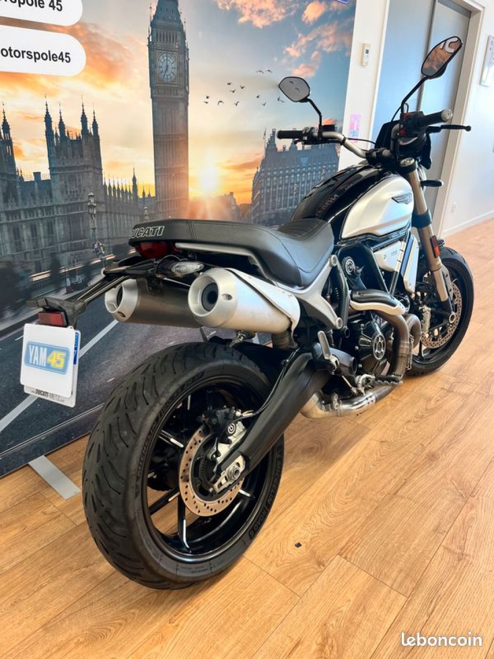 DUCATI SCRAMBLER 4