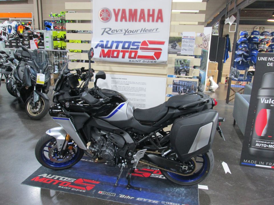 YAMAHA TRACER 9 GT + Y-AMT 4