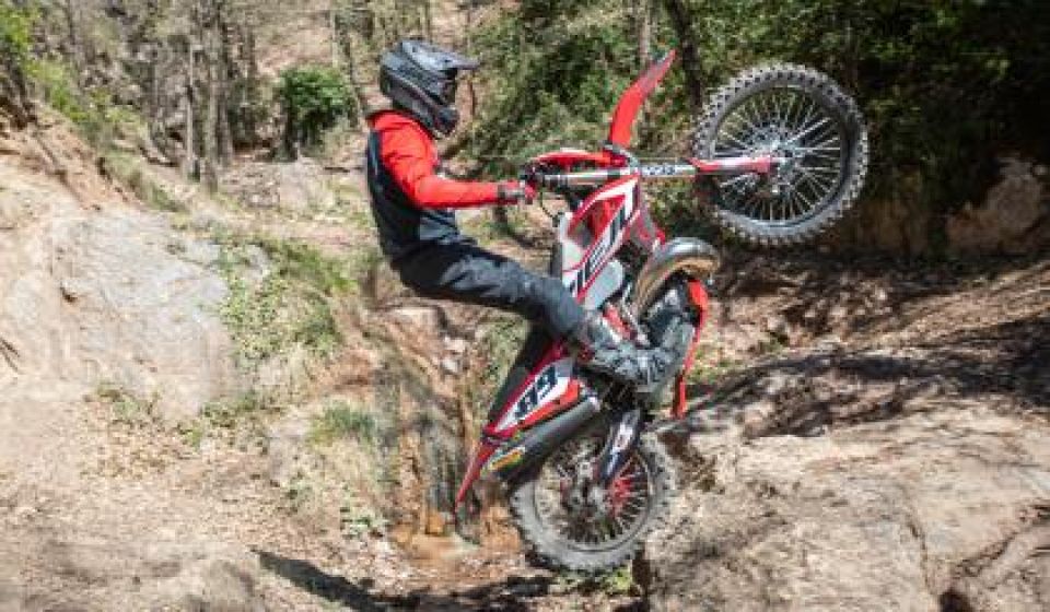 RIEJU RIEJU 300 SERIE LIMITÉE MR  SIX DAYS ITALY 2021 4