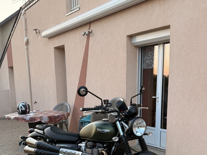 TRIUMPH SCRAMBLER 900 4