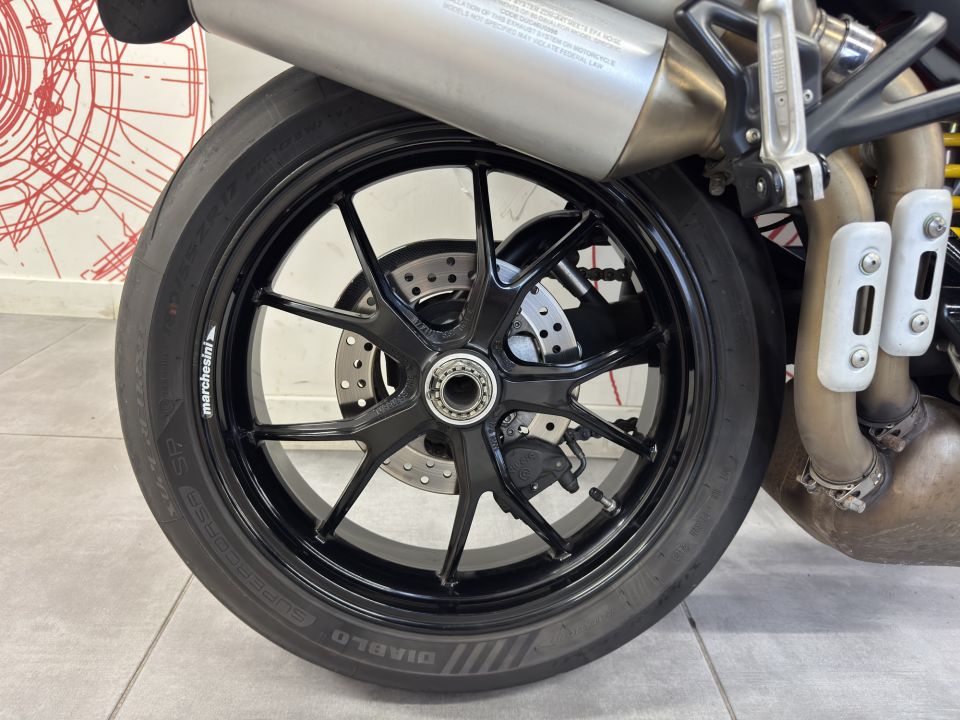 DUCATI S4R 4