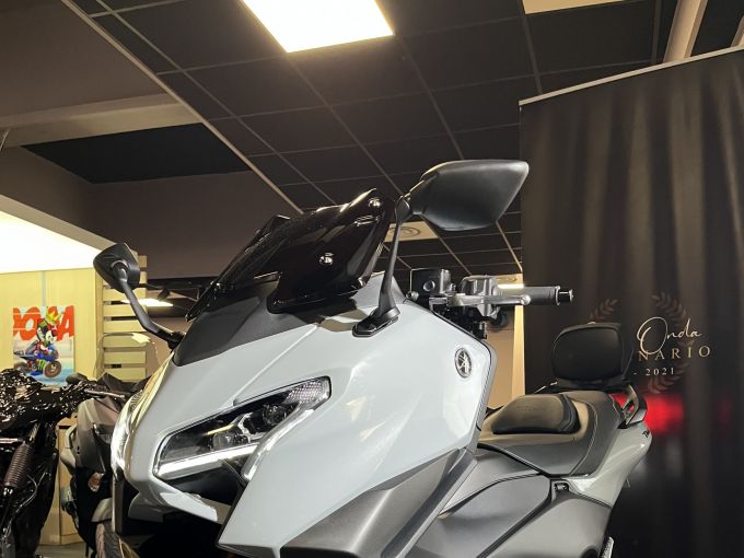 YAMAHA XP T-MAX 560 TECH MAX 4