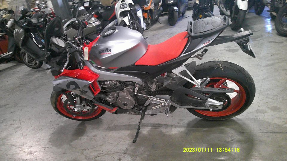 APRILIA TUONO 660 4