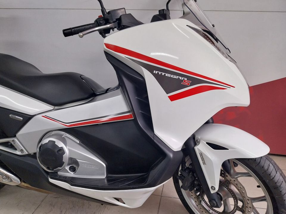 HONDA INTEGRA 700 ABS 4