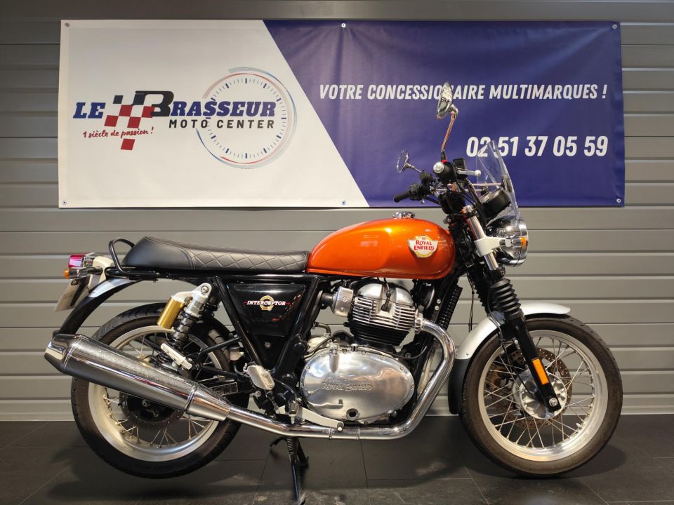 ROYAL ENFIELD INTERCEPTOR 4