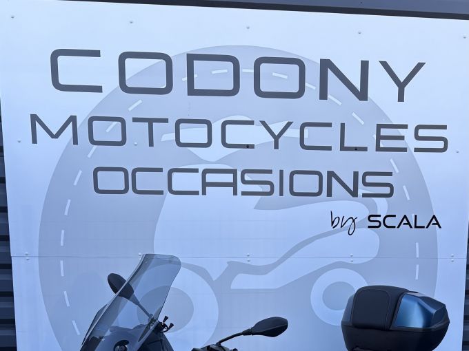 PIAGGIO MP3 530 HPE EXCLUSIVE 4