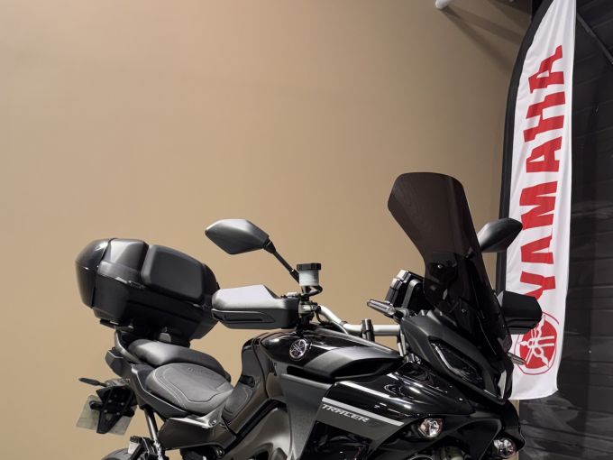 YAMAHA TRACER 9 4