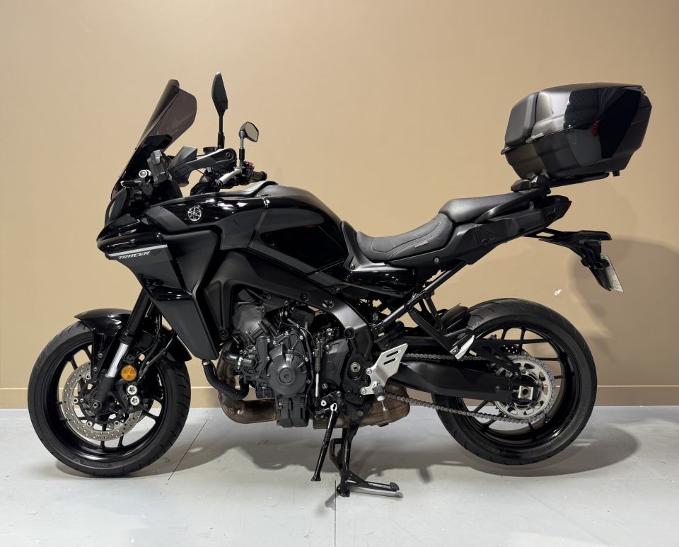 YAMAHA TRACER 9 4