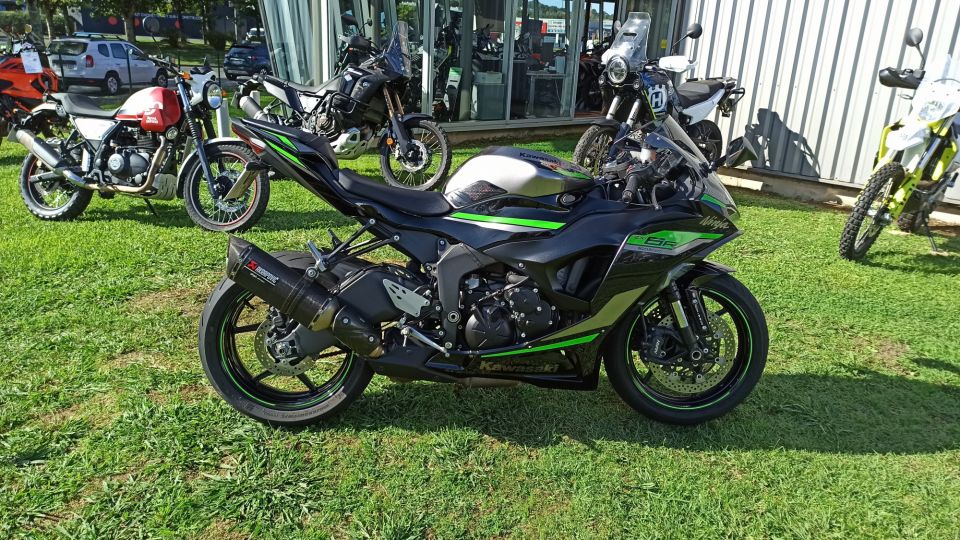 KAWASAKI ZX-6R 636 4