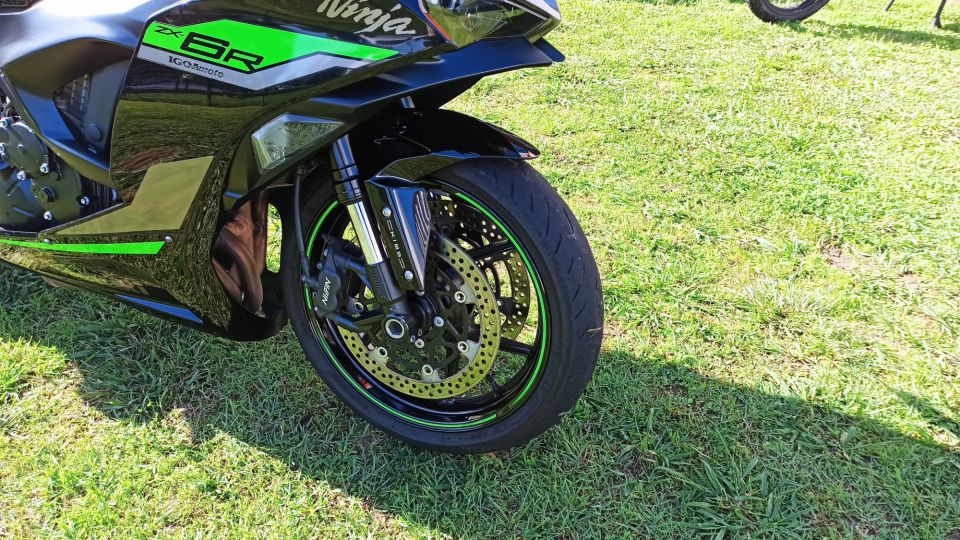 KAWASAKI ZX-6R 636 4