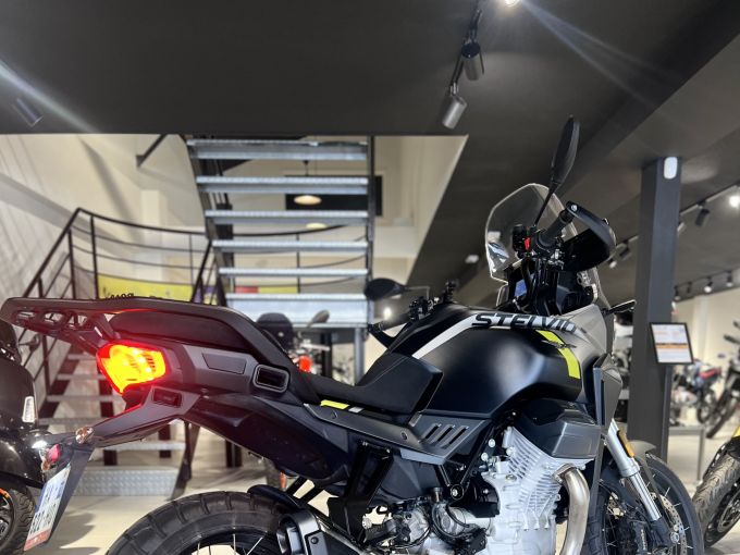 MOTO GUZZI STELVIO 4