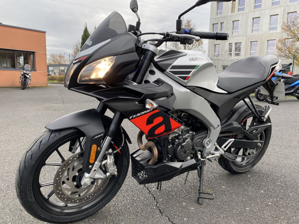 APRILIA TUONO 125 ABS 4