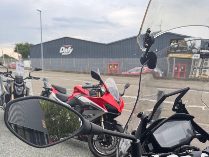 MOTO GUZZI V85 TT 850 4